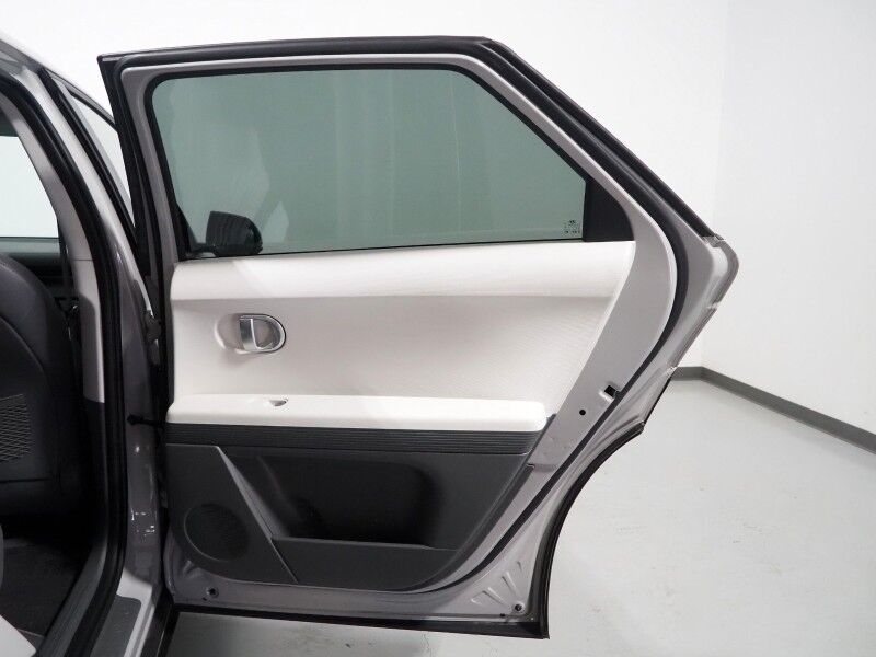 2024 Hyundai IONIQ 5 SEL *NAVIGATION, SAFETY ALERTS, ADAPTIVE CRUISE, BACKUP-CAMERA, HEATED SEATS/STEERING, POWER TAILGATE, WIRELESS CHARGING, ANDROID & APPLE Round Rock TX