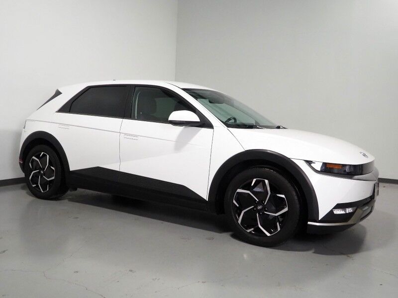 2024 Hyundai IONIQ 5 SEL *NAVIGATION, SAFETY ALERTS, ADAPTIVE CRUISE, BACKUP-CAMERA, HEATED SEATS/STEERING, POWER TAILGATE, WIRELESS CHARGING, ANDROID & APPLE