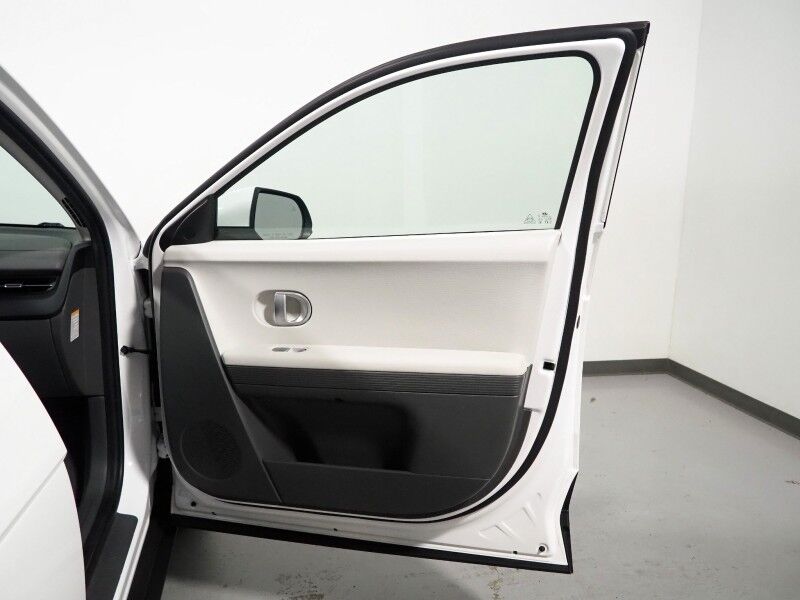 2024 Hyundai IONIQ 5 SEL *NAVIGATION, SAFETY ALERTS, ADAPTIVE CRUISE, BACKUP-CAMERA, HEATED SEATS/STEERING, POWER TAILGATE, WIRELESS CHARGING, ANDROID & APPLE Round Rock TX