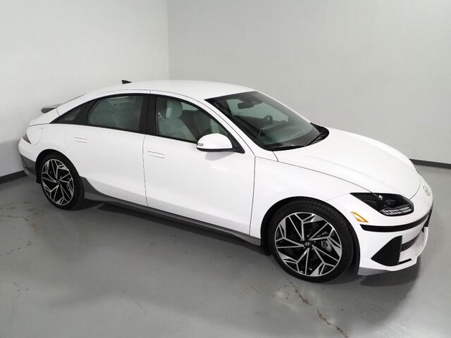 2024 Hyundai IONIQ 6 SEL *NAVIGATION, ADAPTIVE CRUISE, SAFETY ALERTS, BACKUP-CAMERA, DIGITAL COCKPIT, HEATED SEATS, 20 INCH WHEELS, HARMAN/KARDON, WIRELESS CHARGING, APPLE CARPLAY Round Rock TX