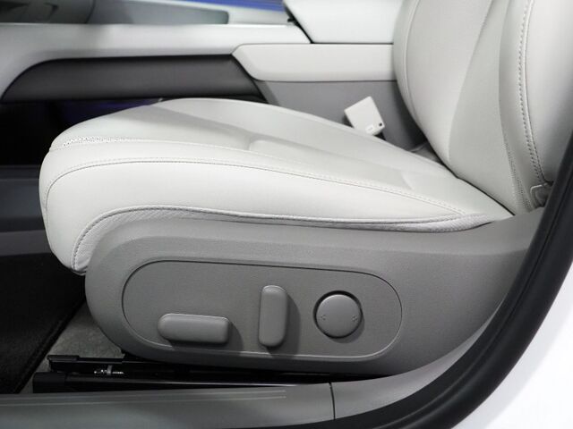 2024 Hyundai IONIQ 6 SEL *NAVIGATION, ADAPTIVE CRUISE, SAFETY ALERTS, BACKUP-CAMERA, DIGITAL COCKPIT, HEATED SEATS, 20 INCH WHEELS, HARMAN/KARDON, WIRELESS CHARGING, APPLE CARPLAY Round Rock TX