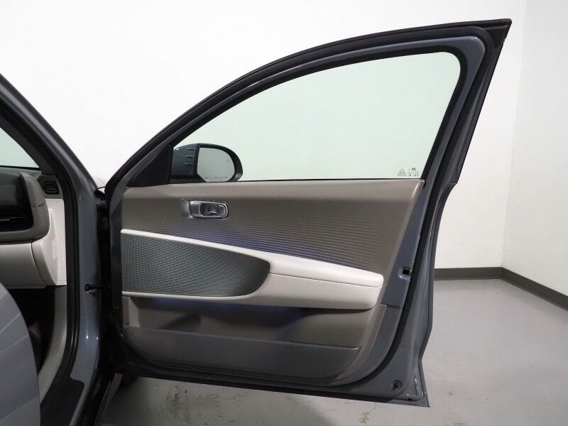 2024 Hyundai IONIQ 6 SEL *NAVIGATION, ADAPTIVE CRUISE, SAFETY ALERTS, BACKUP-CAMERA, DIGITAL COCKPIT, HEATED SEATS, 20 INCH WHEELS, WIRELESS CHARGING, ANDROID & APPLE Round Rock TX