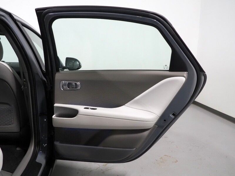 2024 Hyundai IONIQ 6 SEL *NAVIGATION, ADAPTIVE CRUISE, SAFETY ALERTS, BACKUP-CAMERA, DIGITAL COCKPIT, HEATED SEATS, 20 INCH WHEELS, WIRELESS CHARGING, ANDROID & APPLE Round Rock TX