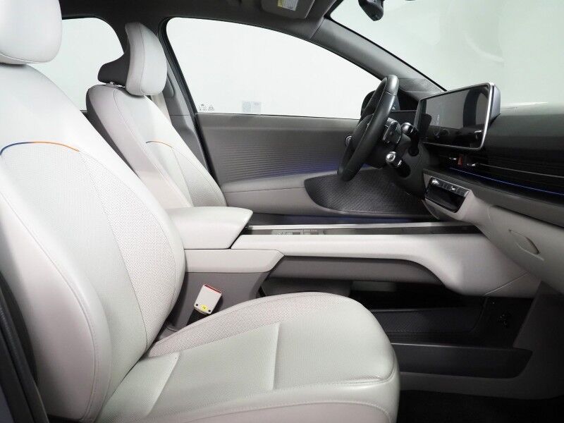 2024 Hyundai IONIQ 6 SEL *NAVIGATION, ADAPTIVE CRUISE, SAFETY ALERTS, BACKUP-CAMERA, DIGITAL COCKPIT, HEATED SEATS, 20 INCH WHEELS, WIRELESS CHARGING, ANDROID & APPLE Round Rock TX