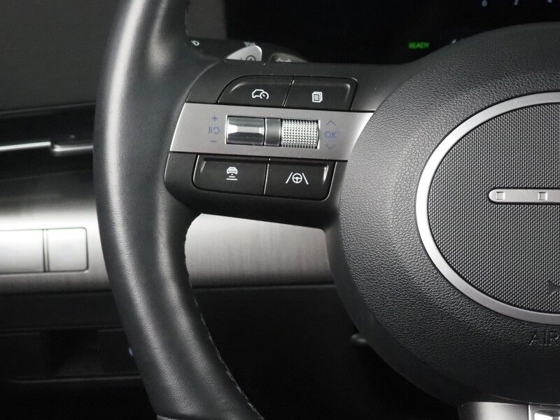 2024 Hyundai Kona Electric SEL *NAVIGATION, ADAPTIVE CRUISE, SAFETY ALERTS, BACKUP-CAMERA, COLOR TOUCHSCREEN, HEATED SEATS, KEYLESS ENTRY, ALLOY WHEELS, BLUETOOTH, ANDROID & APPLE Round Rock TX