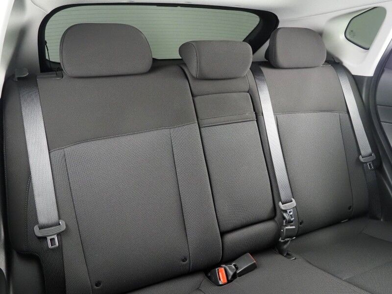 2024 Hyundai Kona Electric SEL *NAVIGATION, ADAPTIVE CRUISE, SAFETY ALERTS, BACKUP-CAMERA, COLOR TOUCHSCREEN, HEATED SEATS, KEYLESS ENTRY, ALLOY WHEELS, BLUETOOTH, ANDROID & APPLE Round Rock TX