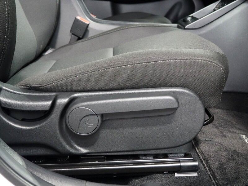 2024 Hyundai Kona Electric SEL *NAVIGATION, ADAPTIVE CRUISE, SAFETY ALERTS, BACKUP-CAMERA, COLOR TOUCHSCREEN, HEATED SEATS, KEYLESS ENTRY, ALLOY WHEELS, BLUETOOTH, ANDROID & APPLE Round Rock TX