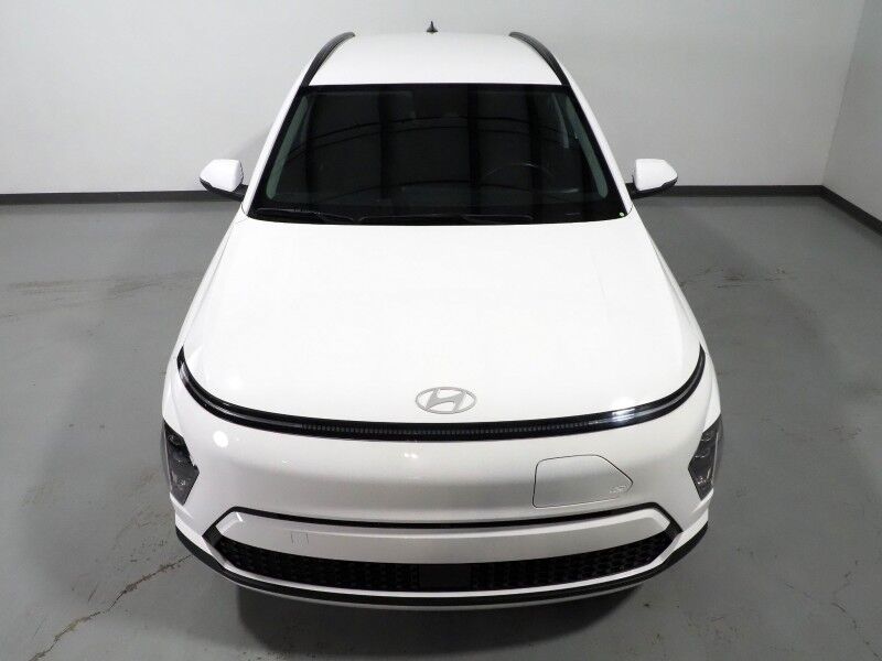 2024 Hyundai Kona Electric SEL *NAVIGATION, ADAPTIVE CRUISE, SAFETY ALERTS, BACKUP-CAMERA, COLOR TOUCHSCREEN, HEATED SEATS, KEYLESS ENTRY, ALLOY WHEELS, BLUETOOTH, ANDROID & APPLE Round Rock TX