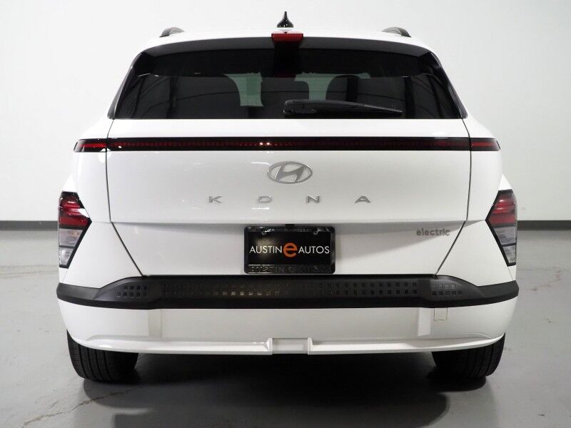 2024 Hyundai Kona Electric SEL *NAVIGATION, ADAPTIVE CRUISE, SAFETY ALERTS, BACKUP-CAMERA, COLOR TOUCHSCREEN, HEATED SEATS, KEYLESS ENTRY, ALLOY WHEELS, BLUETOOTH, ANDROID & APPLE Round Rock TX