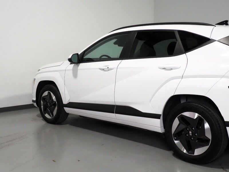 2024 Hyundai Kona Electric SEL *NAVIGATION, ADAPTIVE CRUISE, SAFETY ALERTS, BACKUP-CAMERA, COLOR TOUCHSCREEN, HEATED SEATS, KEYLESS ENTRY, ALLOY WHEELS, BLUETOOTH, ANDROID & APPLE Round Rock TX
