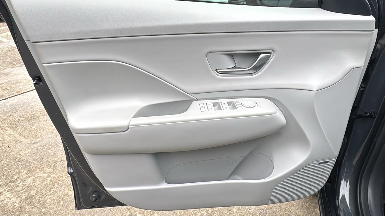 2024 Hyundai Kona Limited  Selma TX