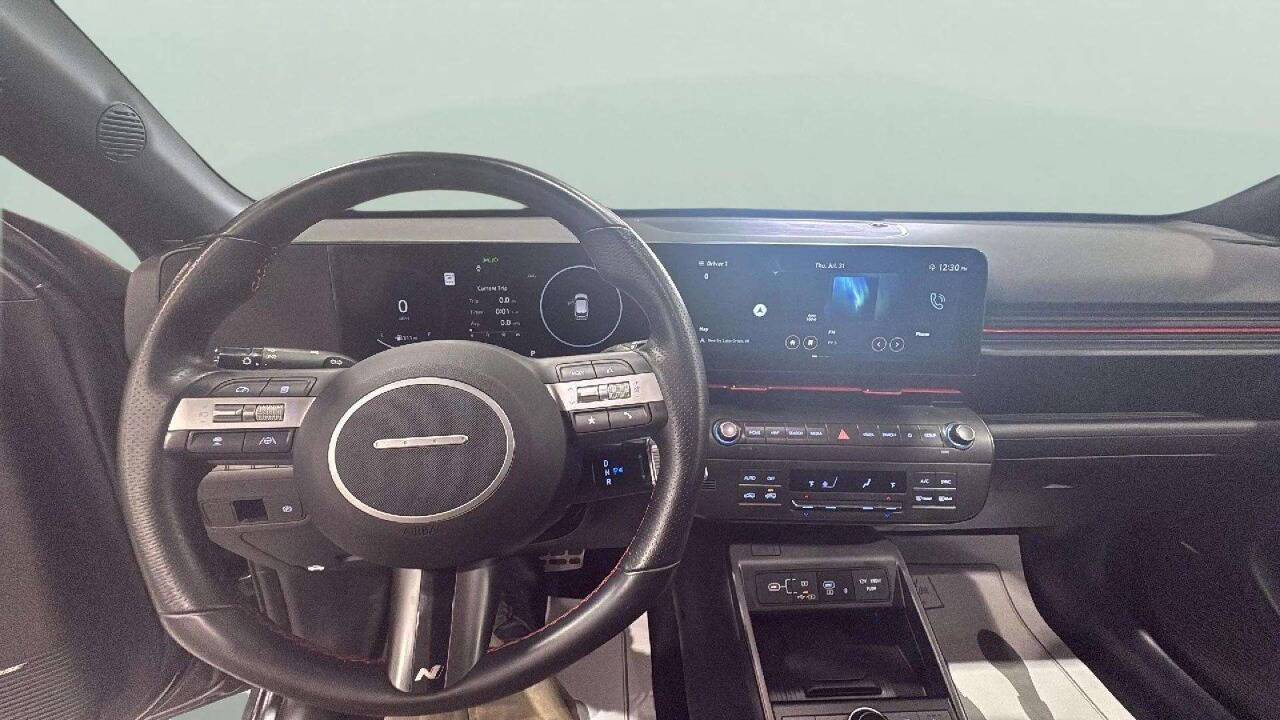 2024 Hyundai Kona N Line photo 17