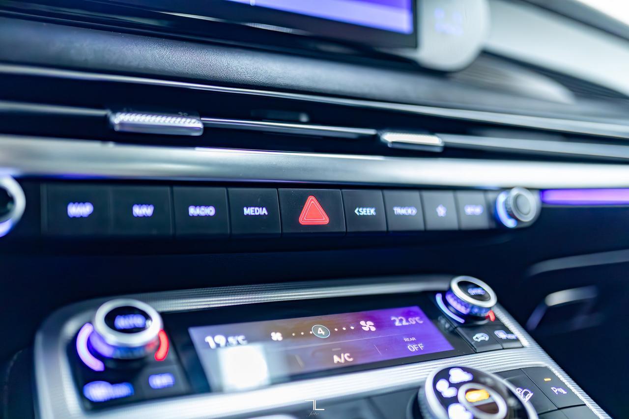 2024 Hyundai Palisade AWD Ultimate Calligraphy Leather Roof Nav BCam Red Deer AB