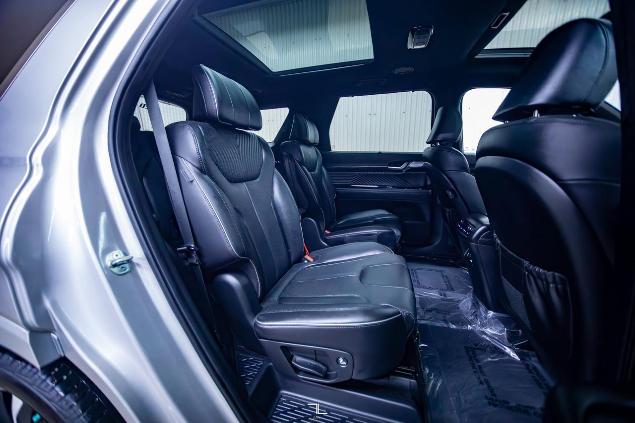 2024 Hyundai Palisade AWD Ultimate Calligraphy Leather Roof Nav BCam Red Deer AB