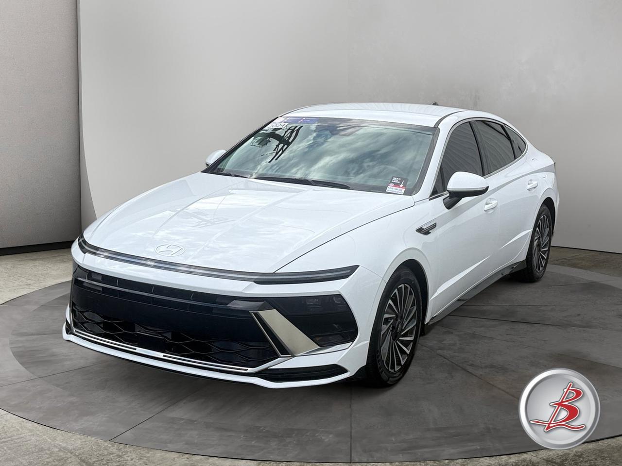 2024 Hyundai SONATA HYBRID SEL