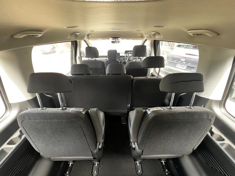 2024 Hyundai STARIA GL 11 Seater (2.2L Diesel) Vaitele