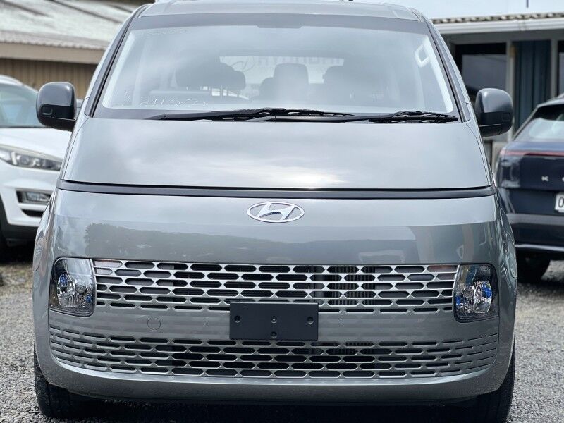 2024 Hyundai STARIA GL 11 Seater (2.2L Diesel) Vaitele