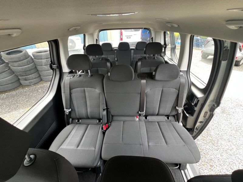 2024 Hyundai STARIA GL 11 Seater (2.2L Diesel) Vaitele