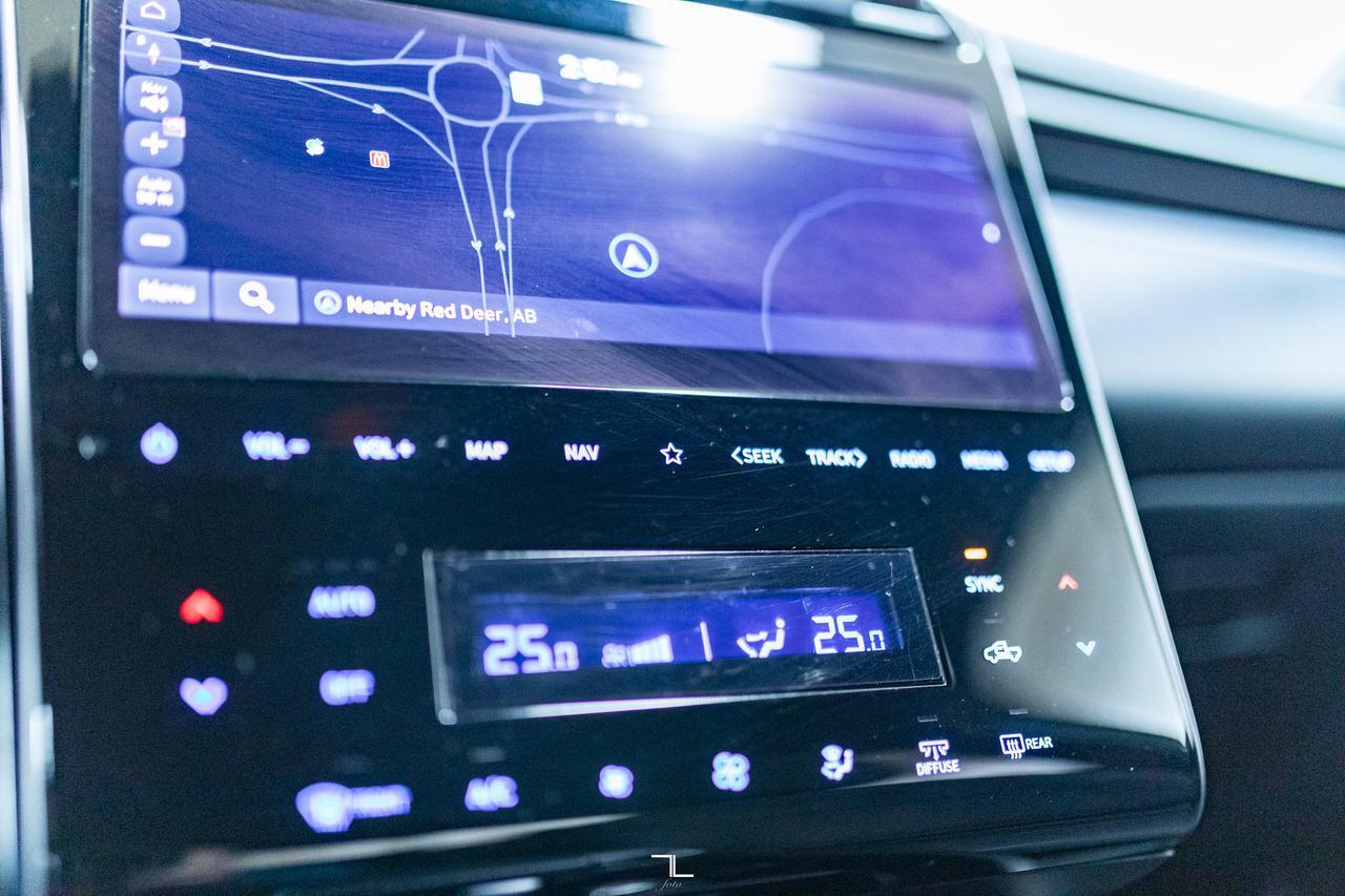 2024 Hyundai Santa Cruz AWD Preferred Nav BCam Red Deer AB