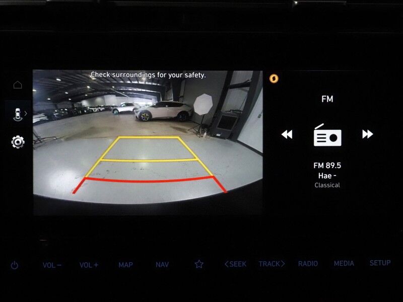 2024 Hyundai Santa Cruz SEL *NAVIGATION, SAFETY ALERTS, BACKUP-CAMERA, COLOR TOUCHSCREEN, MOONROOF, HEATED SEATS, REMOTE START, TONNEAU COVER, WIRELESS CHARGING, ANDROID & APPLE Round Rock TX