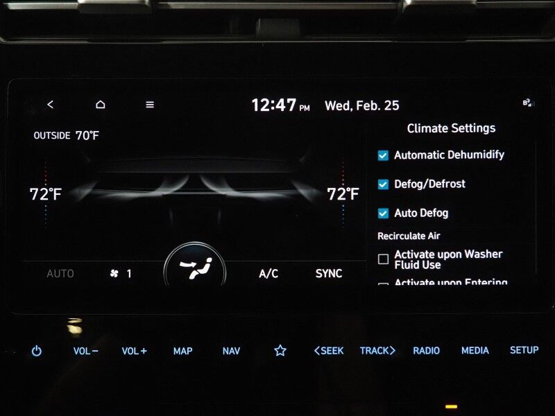 2024 Hyundai Santa Cruz SEL *NAVIGATION, SAFETY ALERTS, BACKUP-CAMERA, COLOR TOUCHSCREEN, MOONROOF, HEATED SEATS, REMOTE START, TONNEAU COVER, WIRELESS CHARGING, ANDROID & APPLE Round Rock TX