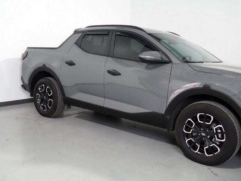 2024 Hyundai Santa Cruz SEL *NAVIGATION, SAFETY ALERTS, BACKUP-CAMERA, COLOR TOUCHSCREEN, MOONROOF, HEATED SEATS, REMOTE START, TONNEAU COVER, WIRELESS CHARGING, ANDROID & APPLE Round Rock TX