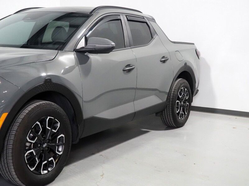 2024 Hyundai Santa Cruz SEL *NAVIGATION, SAFETY ALERTS, BACKUP-CAMERA, COLOR TOUCHSCREEN, MOONROOF, HEATED SEATS, REMOTE START, TONNEAU COVER, WIRELESS CHARGING, ANDROID & APPLE Round Rock TX