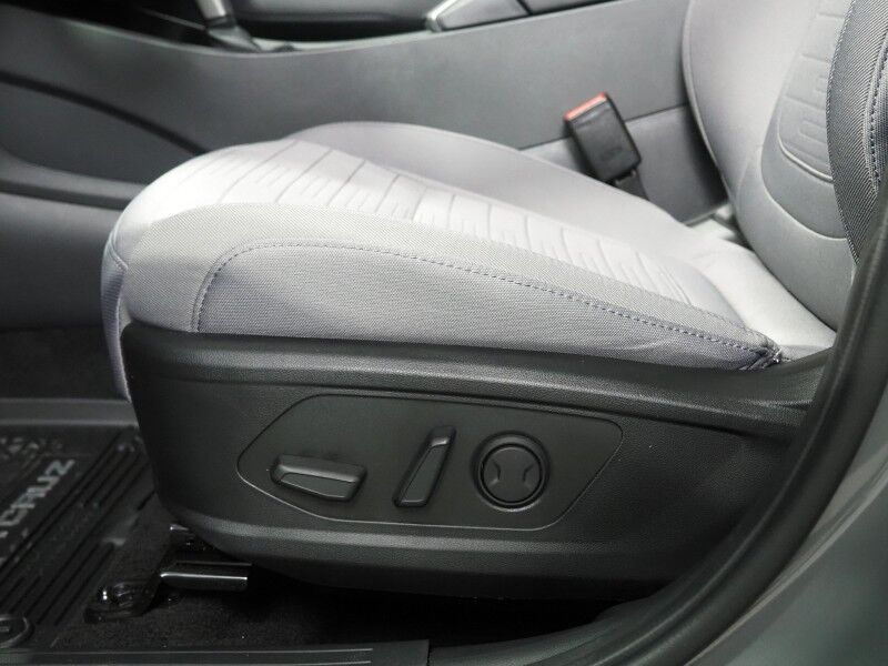 2024 Hyundai Santa Cruz SEL *NAVIGATION, SAFETY ALERTS, BACKUP-CAMERA, COLOR TOUCHSCREEN, MOONROOF, HEATED SEATS, REMOTE START, TONNEAU COVER, WIRELESS CHARGING, ANDROID & APPLE Round Rock TX