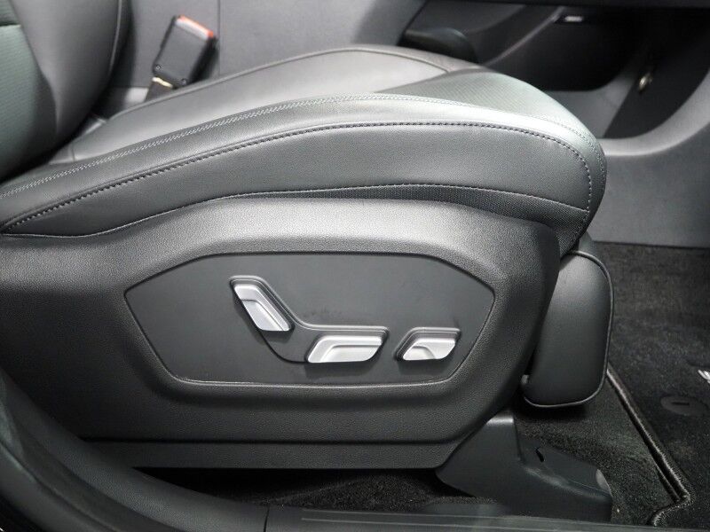 2024 Hyundai Santa Fe Hybrid Calligraphy AWD *HEADS-UP DISPLAY, ADAPTIVE CRUISE, NAVIGATION, SAFETY ALERTS, 360 CAMERAS, PANO MOONROOF, NAPPA LEATHER, CLIMATE SEATS, BOSE AUDIO, APPLE & ANDROID Round Rock TX