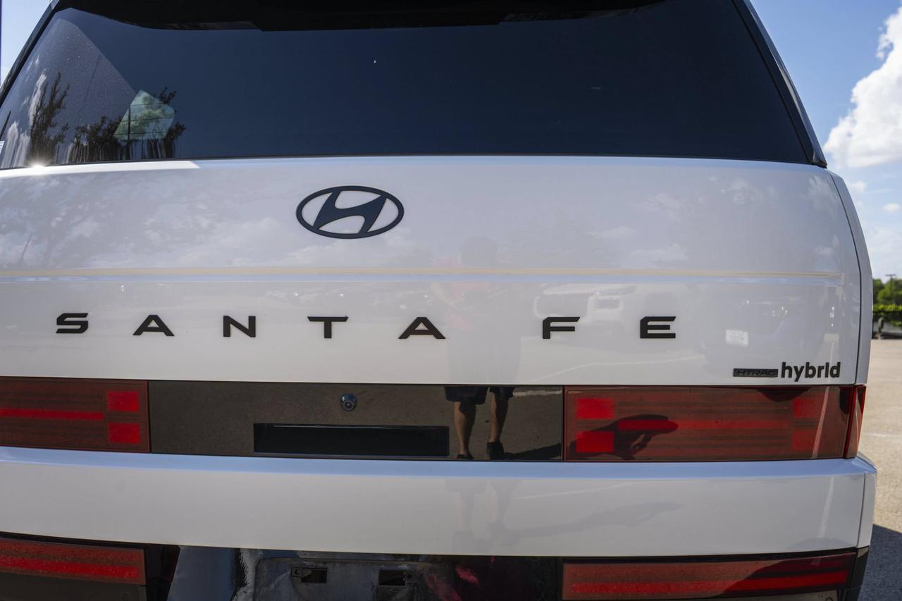 2024 Hyundai Santa Fe Hybrid Calligraphy San Antonio TX