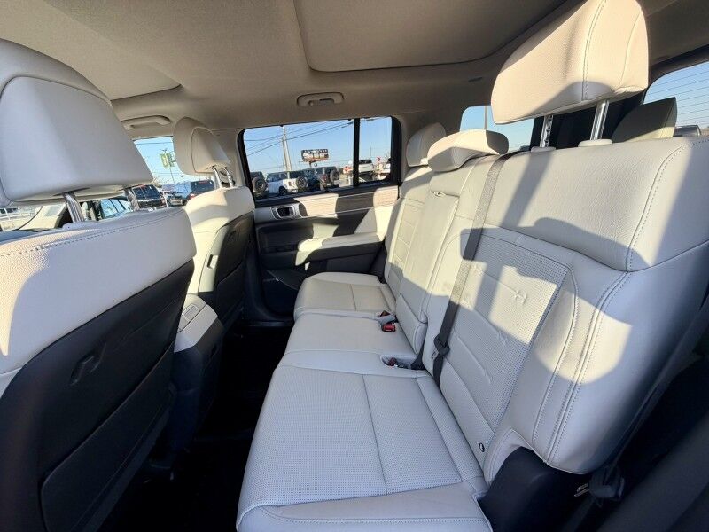 2024 Hyundai Santa Fe Hybrid Limited Del Rio TX