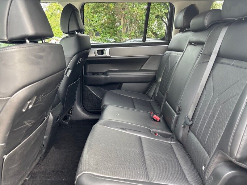 2024 Hyundai Santa Fe SEL w/THREE-ROW LEATHER. Seffner FL