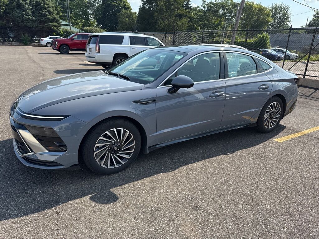 2024 Hyundai Sonata Hybrid Limited AKRON OH