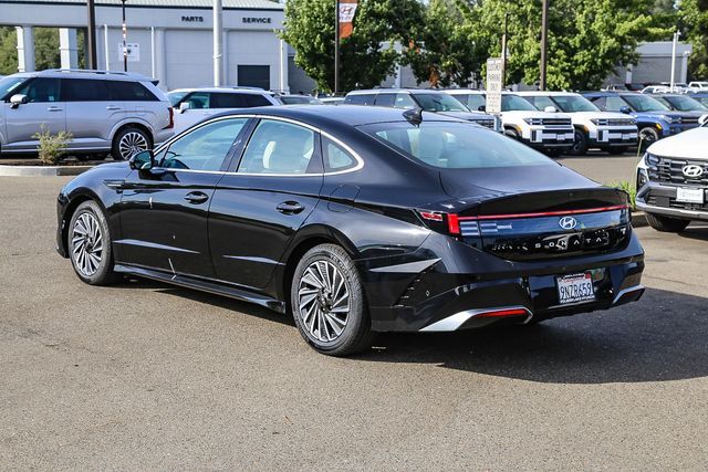 2024 Hyundai Sonata Hybrid Limited