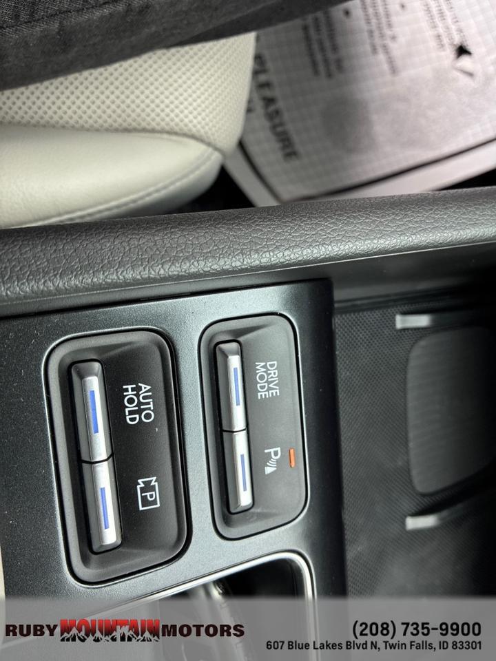 2024 Hyundai Sonata Hybrid Limited Twin Falls ID