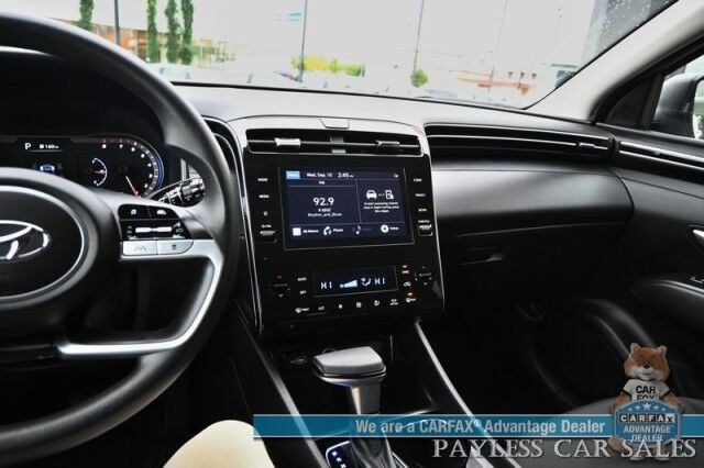 2024 Hyundai Tucson SEL / AWD / Auto Start / Power & Heated Cloth Seats / Adaptive Cruise Control / Lane Depart & Blind Spot Alert / Apple CarPlay & Android Auto / Back Up Camera / Keyless Entry & Start / 29 MPG / 1-Owner Anchorage AK
