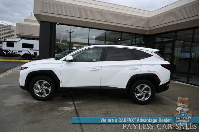 2024 Hyundai Tucson SEL / AWD / Auto Start / Power & Heated Cloth Seats / Adaptive Cruise Control / Lane Depart & Blind Spot Alert / Apple CarPlay & Android Auto / Back Up Camera / Keyless Entry & Start / 29 MPG / 1-Owner Anchorage AK