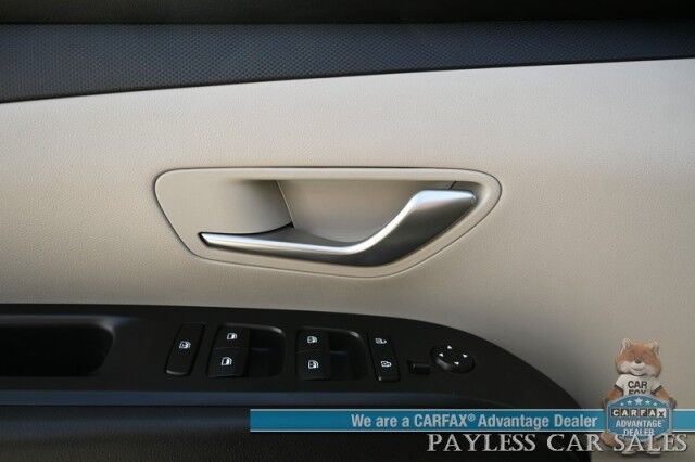2024 Hyundai Tucson SEL / AWD / Auto Start / Power & Heated Cloth Seats / Adaptive Cruise Control / Lane Departure & Blind Spot Alert / Apple CarPlay & Android Auto / USB Input / Back Up Camera / 29 MPG / 1-Owner Anchorage AK