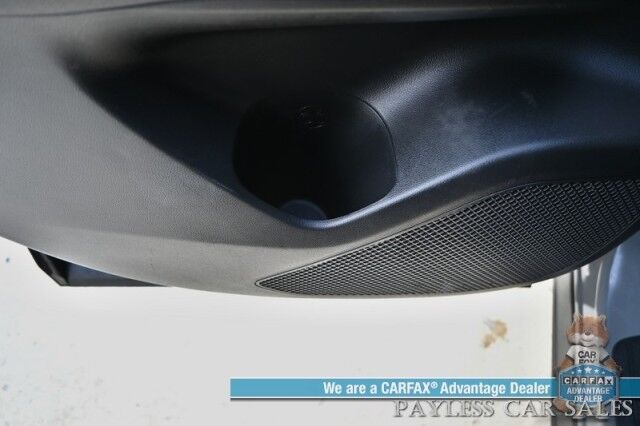 2024 Hyundai Tucson SEL / AWD / Auto Start / Power & Heated Cloth Seats / Adaptive Cruise Control / Lane Departure & Blind Spot Alert / Apple CarPlay & Android Auto / USB Input / Back Up Camera / 29 MPG / 1-Owner Anchorage AK