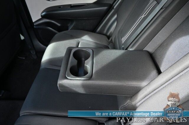 2024 Hyundai Tucson SEL / AWD / Auto Start / Power & Heated Cloth Seats / Adaptive Cruise Control / Lane Departure & Blind Spot Alert / Apple CarPlay & Android Auto / USB Input / Back Up Camera / 29 MPG / 1-Owner Anchorage AK