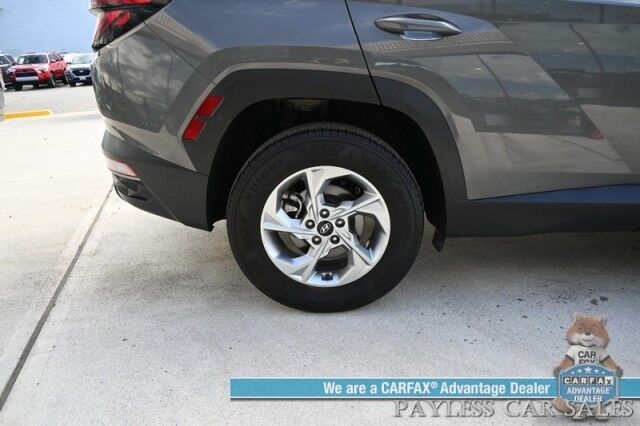 2024 Hyundai Tucson SEL / AWD / Auto Start / Power & Heated Cloth Seats / Adaptive Cruise Control / Lane Departure & Blind Spot Alert / Apple CarPlay & Android Auto / USB Input / Back Up Camera / 29 MPG / 1-Owner Anchorage AK