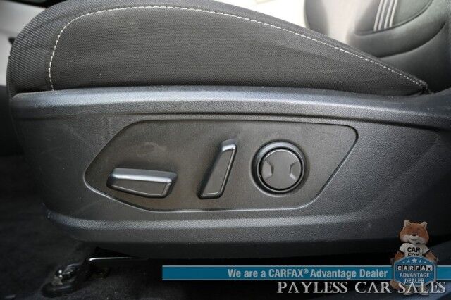2024 Hyundai Tucson SEL / AWD / Auto Start / Power & Heated Cloth Seats / Adaptive Cruise Control / Lane Departure & Blind Spot Alert / Apple CarPlay & Android Auto / USB Input / Back Up Camera / 29 MPG / 1-Owner Anchorage AK