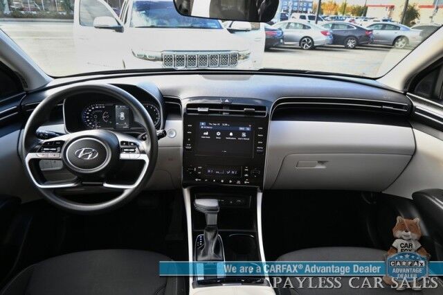 2024 Hyundai Tucson SEL / AWD / Auto Start / Power & Heated Cloth Seats / Adaptive Cruise Control / Lane Departure & Blind Spot Alert / Apple CarPlay & Android Auto / USB Input / Back Up Camera / 29 MPG / 1-Owner Anchorage AK