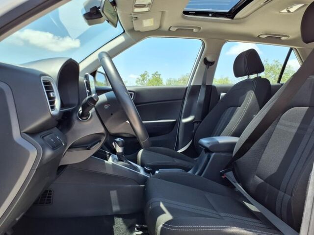 2024 Hyundai Venue Limited  TX