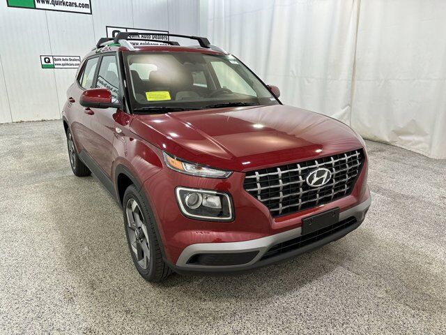 New 2024 Hyundai Venue SEL in Quincy MA