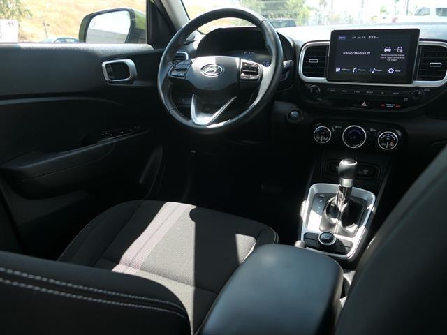 2024 Hyundai Venue SEL
