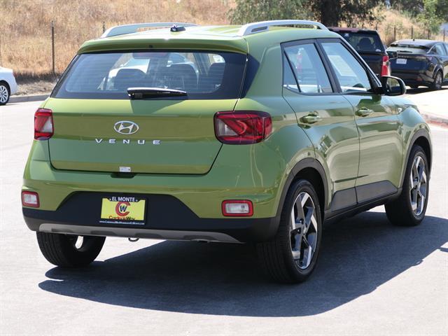 2024 Hyundai Venue SEL