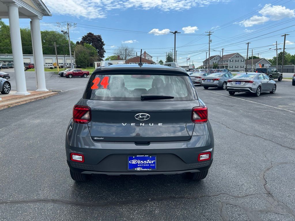 2024 Hyundai Venue SEL Mount Joy PA
