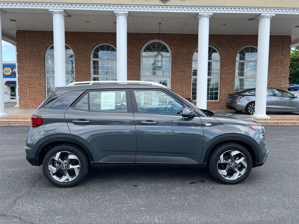 2024 Hyundai Venue SEL Mount Joy PA