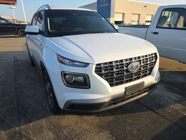 2024 Hyundai Venue SEL